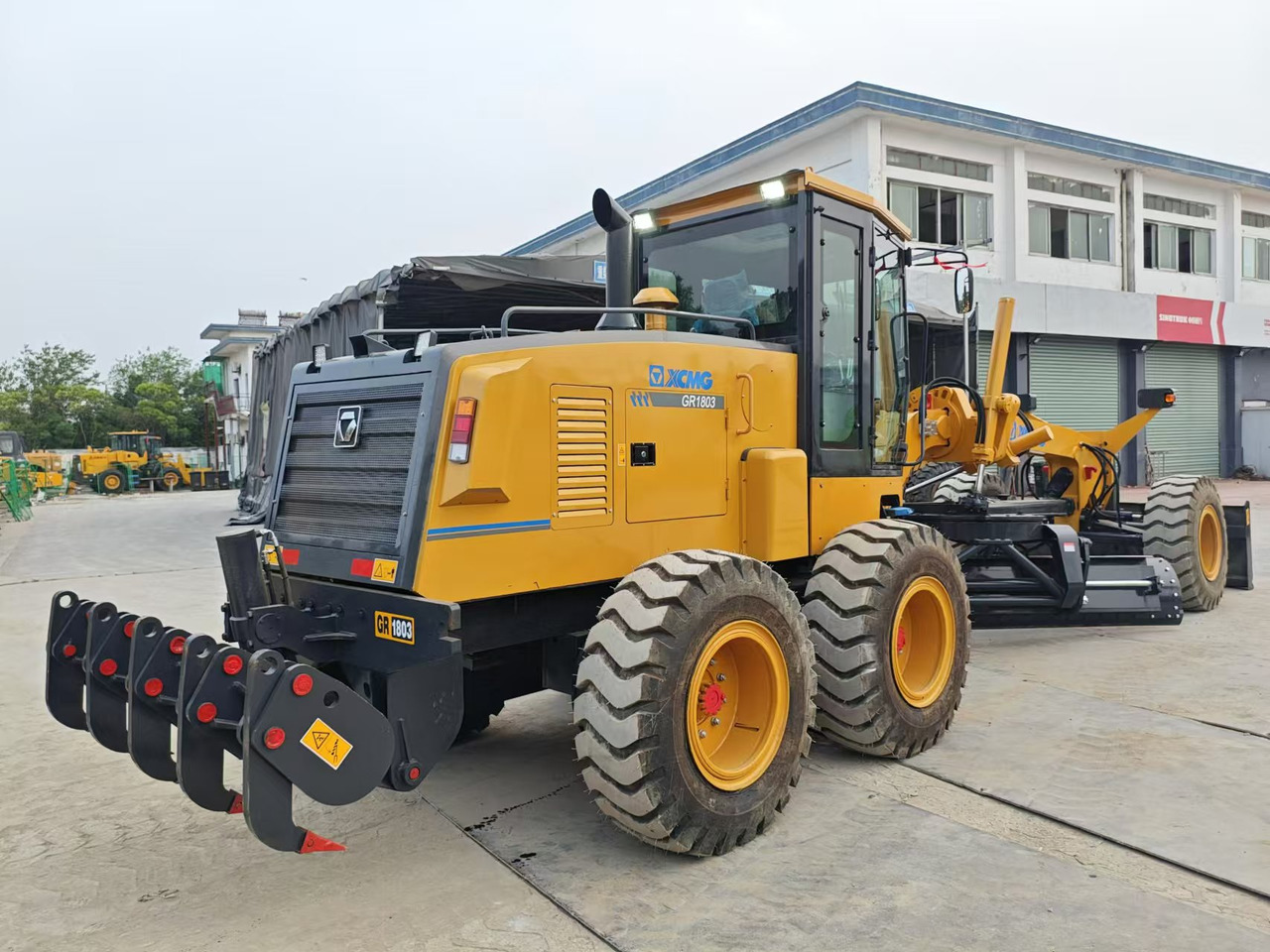 XCMG GR1803 - Grader: picture 4 XCMG GR1803 - Grader: picture 4