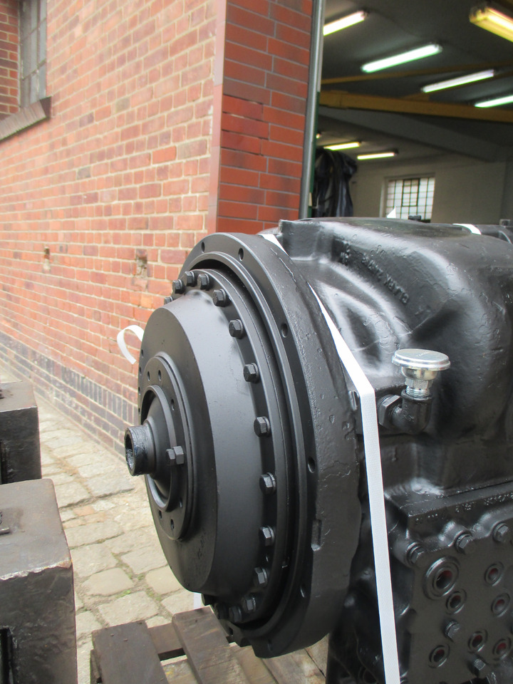 Skrzynia biegów Clark Hurth - Gearbox for Construction machinery: picture 2 Skrzynia biegów Clark Hurth - Gearbox for Construction machinery: picture 2