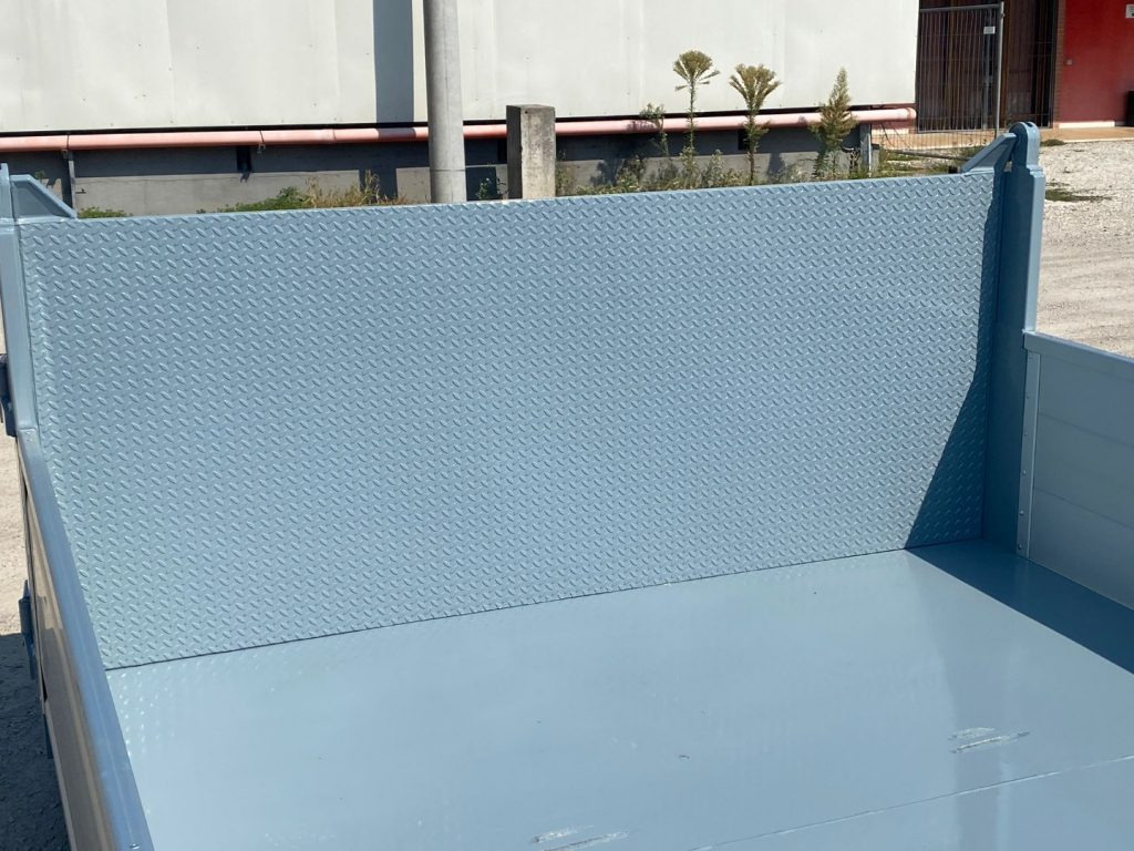 CONTAINER A PIANALE CON PIANTONI RIMOVIBILI IN FER - Roll-off container: picture 3 CONTAINER A PIANALE CON PIANTONI RIMOVIBILI IN FER - Roll-off container: picture 3