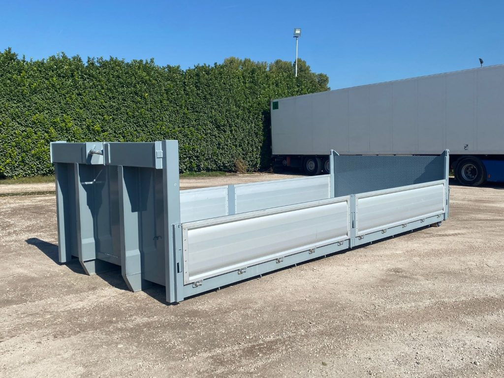 CONTAINER A PIANALE CON PIANTONI RIMOVIBILI IN FER - Roll-off container: picture 1 CONTAINER A PIANALE CON PIANTONI RIMOVIBILI IN FER - Roll-off container: picture 1