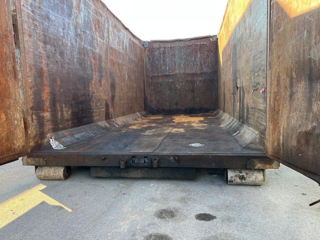 CONTAINER SCARRABILE USATO A CIELO APERTO - Roll-off container: picture 2 CONTAINER SCARRABILE USATO A CIELO APERTO - Roll-off container: picture 2