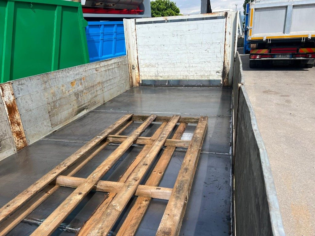Roll-off container CONTAINER SCARRABILE USATO A PIANALE CON SPONDE: picture 6