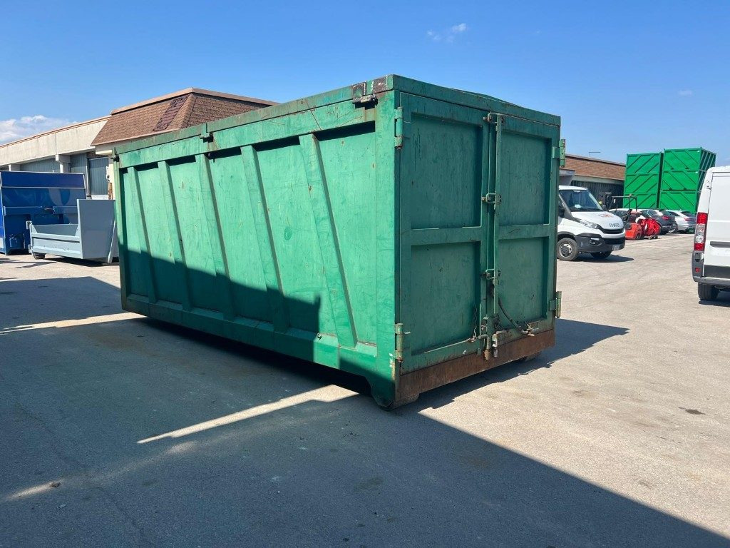 CONTAINER SCARRABILE USATO CON COPERCHIO - Roll-off container: picture 2 CONTAINER SCARRABILE USATO CON COPERCHIO - Roll-off container: picture 2