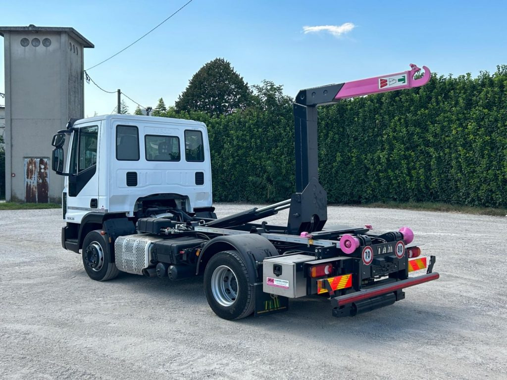 IVECO 120EL22 CON SCARRABILE NUOVO - Hook lift truck: picture 3 IVECO 120EL22 CON SCARRABILE NUOVO - Hook lift truck: picture 3