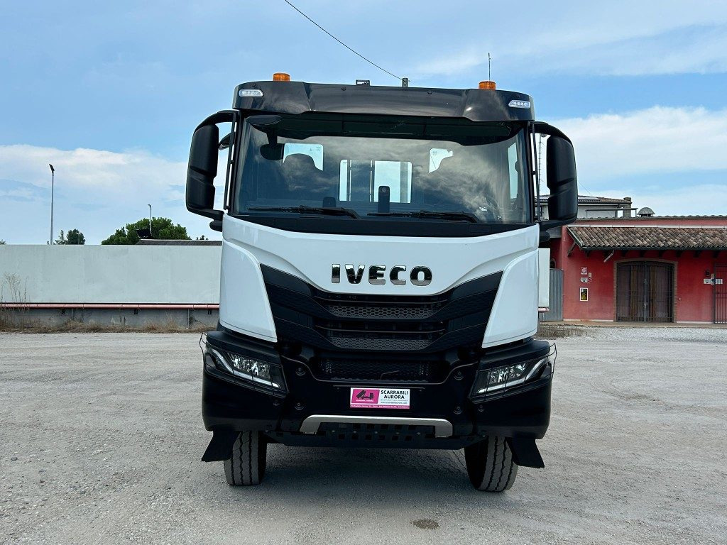 Lease a IVECO TRAKKER T-WAY AD380T NUOVO SCARRABILE IVECO TRAKKER T-WAY AD380T NUOVO SCARRABILE: picture 10