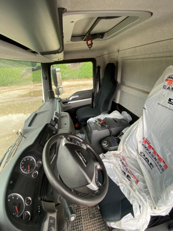 Hook lift truck MAN TGM 12.220: picture 9 Hook lift truck MAN TGM 12.220: picture 9