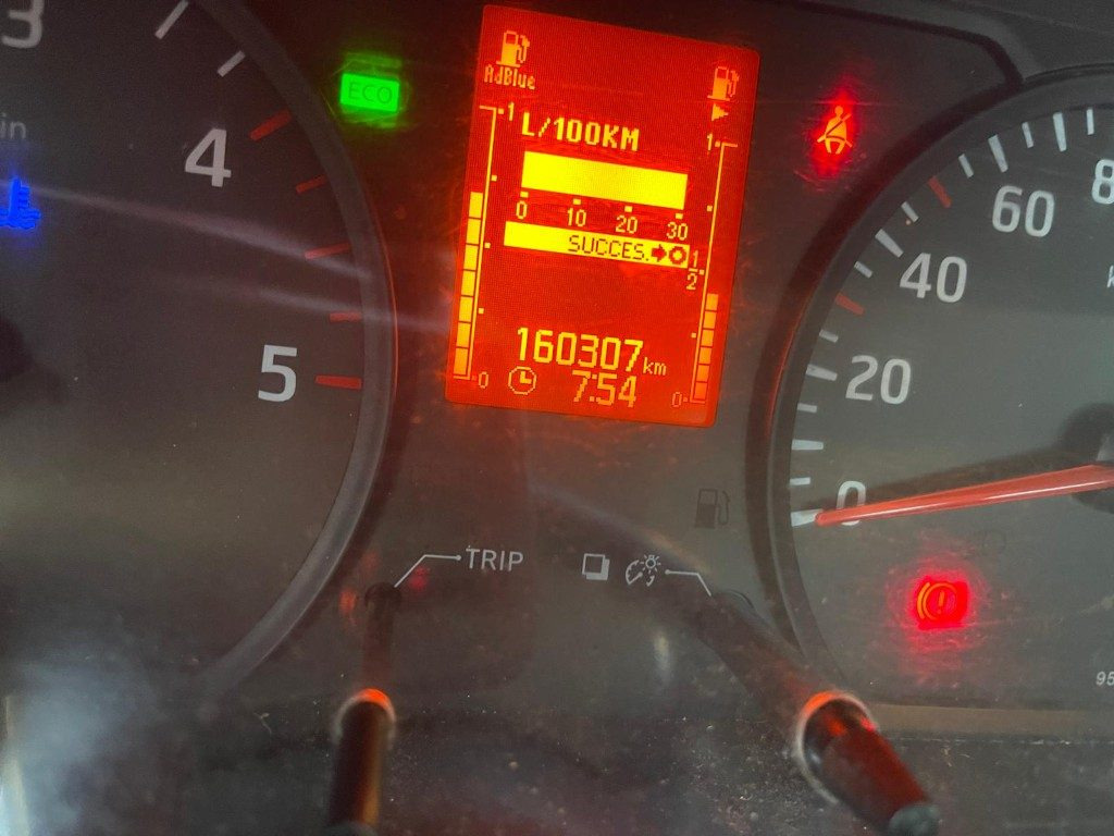 Hook lift truck NISSAN NT400 SCARRABILE PATENTE B: picture 9