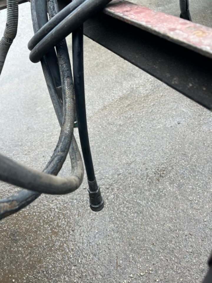 VIBERTI RIMORCHIO VIBERTI SCARRABILE PNEUMATICO - Roll-off/ Skip trailer: picture 4 VIBERTI RIMORCHIO VIBERTI SCARRABILE PNEUMATICO - Roll-off/ Skip trailer: picture 4