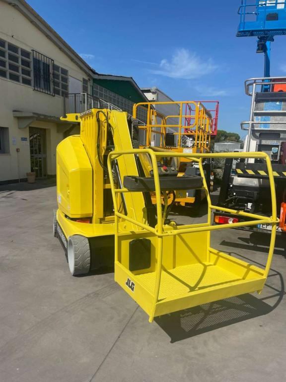 Vertical mast lift JLG TOUCAN 12E PLUS: picture 9