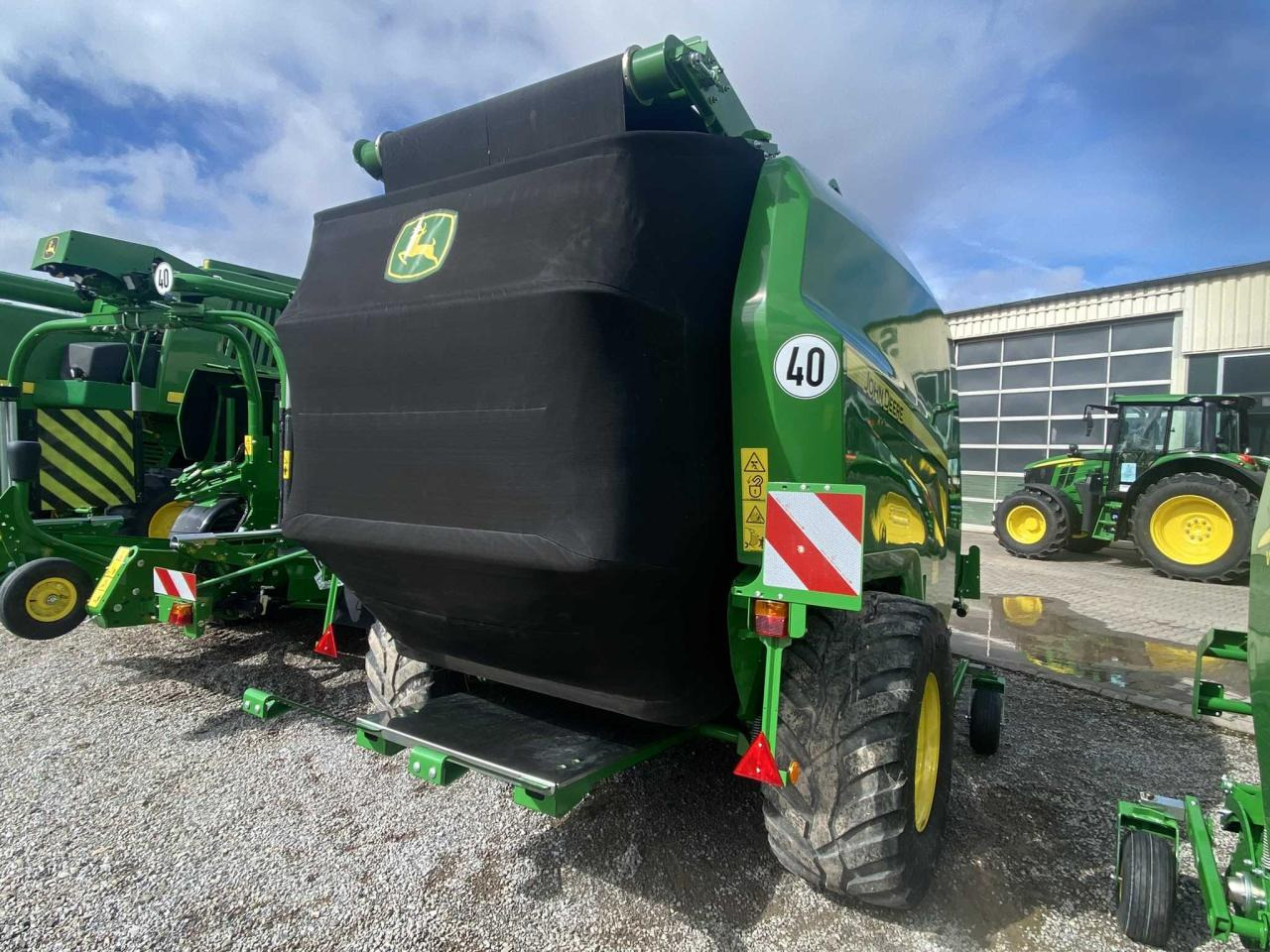 John Deere V461 R - 671 Bunde - Round baler: picture 5 John Deere V461 R - 671 Bunde - Round baler: picture 5