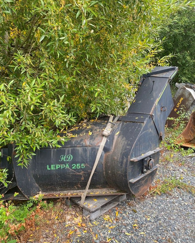 LeppäMusta 255 HD - Sand/ Salt spreader: picture 1 LeppäMusta 255 HD - Sand/ Salt spreader: picture 1