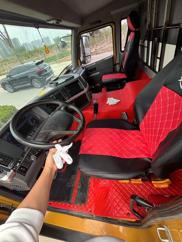 Mobile crane SANY STC800T6 STC80T6 STC800T5 STC80T5 STC500 50ton 80ton truck crane: picture 7 Mobile crane SANY STC800T6 STC80T6 STC800T5 STC80T5 STC500 50ton 80ton truck crane: picture 7