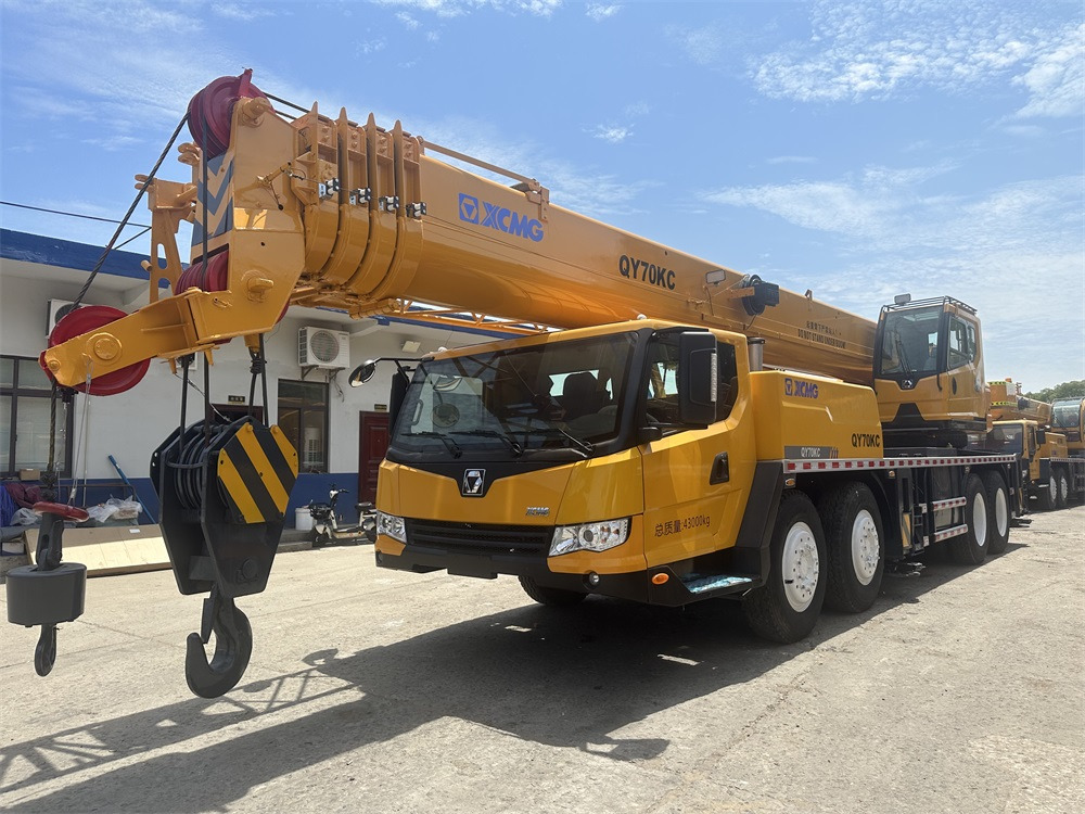 XCMG 70 ton QY70KC XCT75 QY75K QY70KS QY50KC QY100K xct80 truck crane - Mobile crane: picture 1 XCMG 70 ton QY70KC XCT75 QY75K QY70KS QY50KC QY100K xct80 truck crane - Mobile crane: picture 1