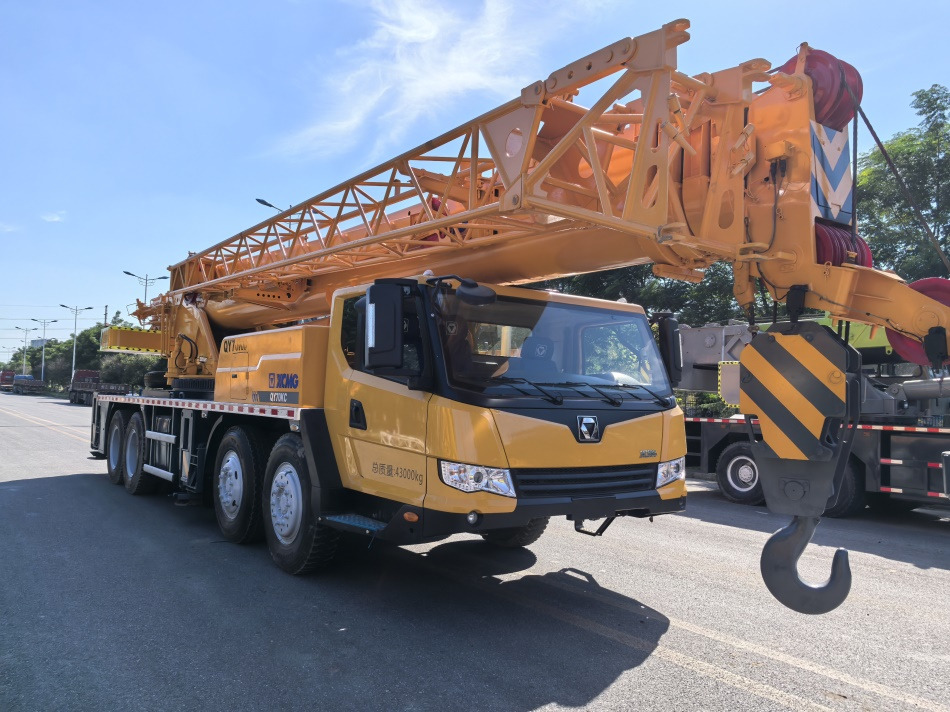 XCMG QY70KC 70TON QY70K QY70KA QY70K-1 - Mobile crane: picture 4 XCMG QY70KC 70TON QY70K QY70KA QY70K-1 - Mobile crane: picture 4