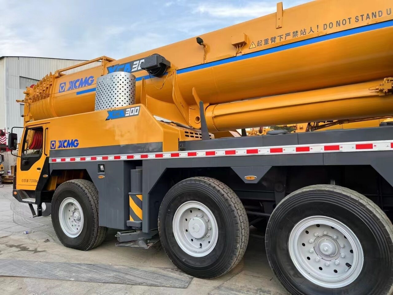 XCMG XCA300 QAY300 QY300K 300Ton Used Mobile Crane - Mobile crane: picture 5 XCMG XCA300 QAY300 QY300K 300Ton Used Mobile Crane - Mobile crane: picture 5