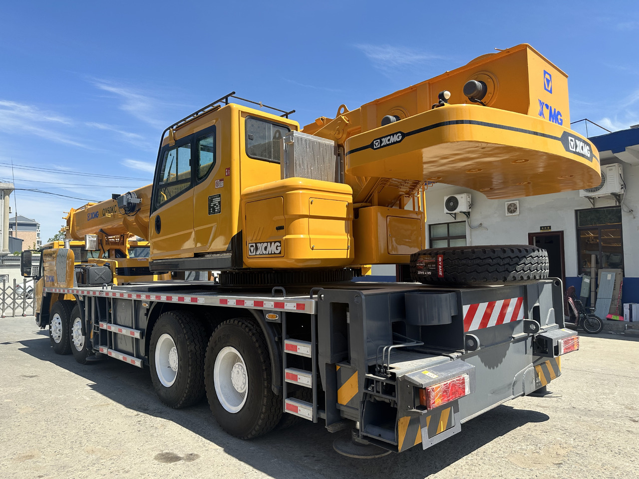 XCMG qy50kc qy50k xct55 qy55kc qy25k5c 50ton 55 ton 70 ton 85 ton 90 ton 100 ton 110 ton 130 ton truck crane - Mobile crane: picture 4 XCMG qy50kc qy50k xct55 qy55kc qy25k5c 50ton 55 ton 70 ton 85 ton 90 ton 100 ton 110 ton 130 ton truck crane - Mobile crane: picture 4