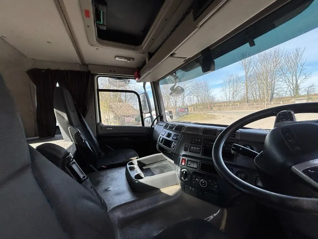 Tractor unit DAF CF 450 (LYP): picture 9