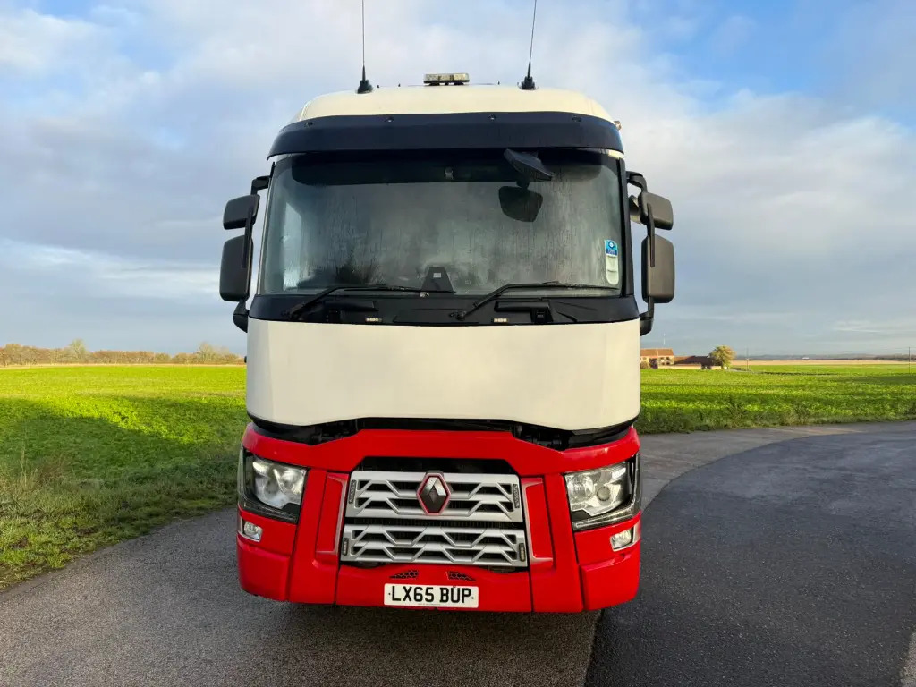 Renault T 460 (BUP) - With hydraulics - Tractor unit: picture 4 Renault T 460 (BUP) - With hydraulics - Tractor unit: picture 4