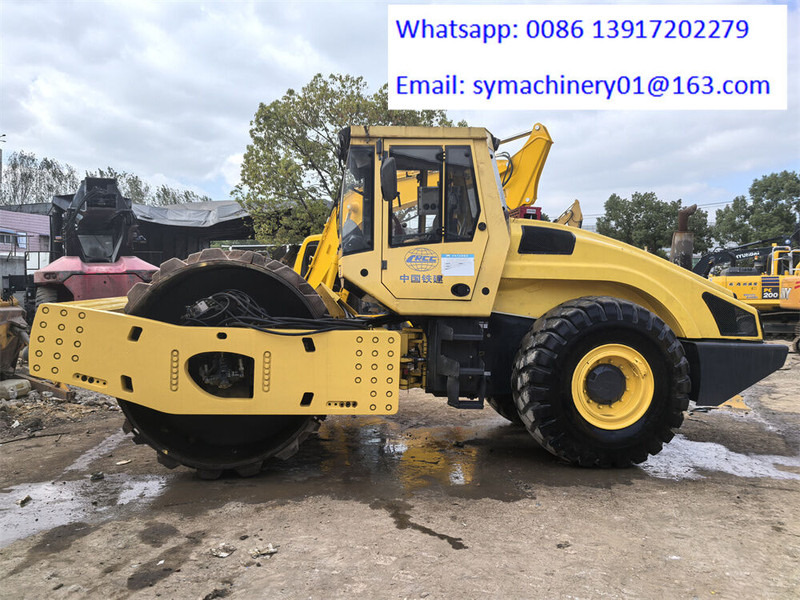 Bomag BW226DH-4 - Compactor: picture 2 Bomag BW226DH-4 - Compactor: picture 2