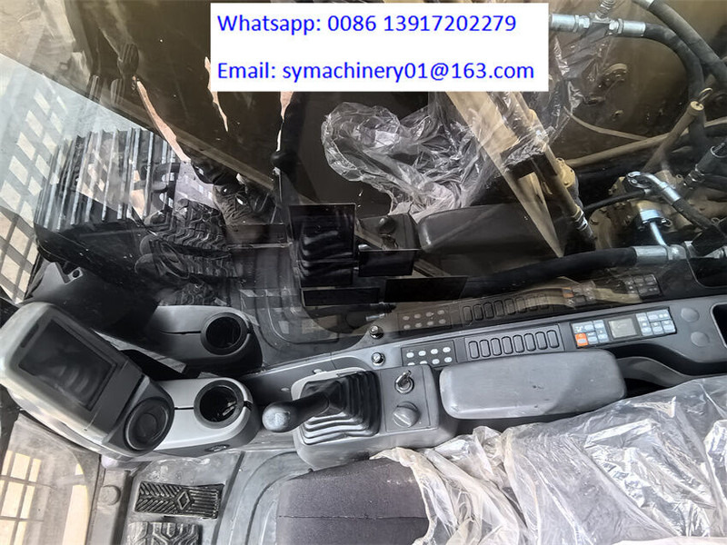 Crawler excavator Caterpillar 320D2: picture 7