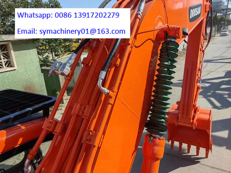 Doosan DX225LC - Crawler excavator: picture 2 Doosan DX225LC - Crawler excavator: picture 2
