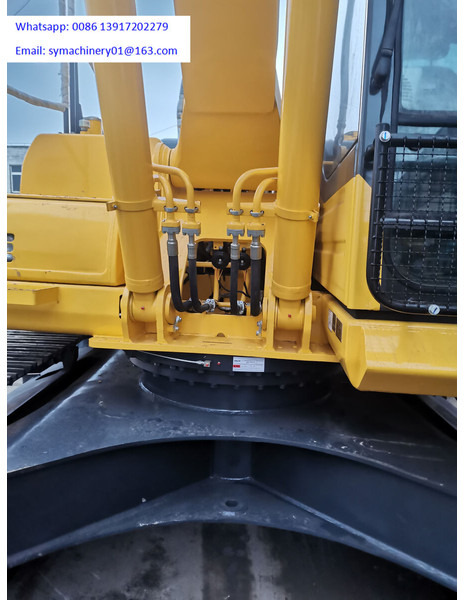 Crawler excavator Komatsu PC240LC-8: picture 7