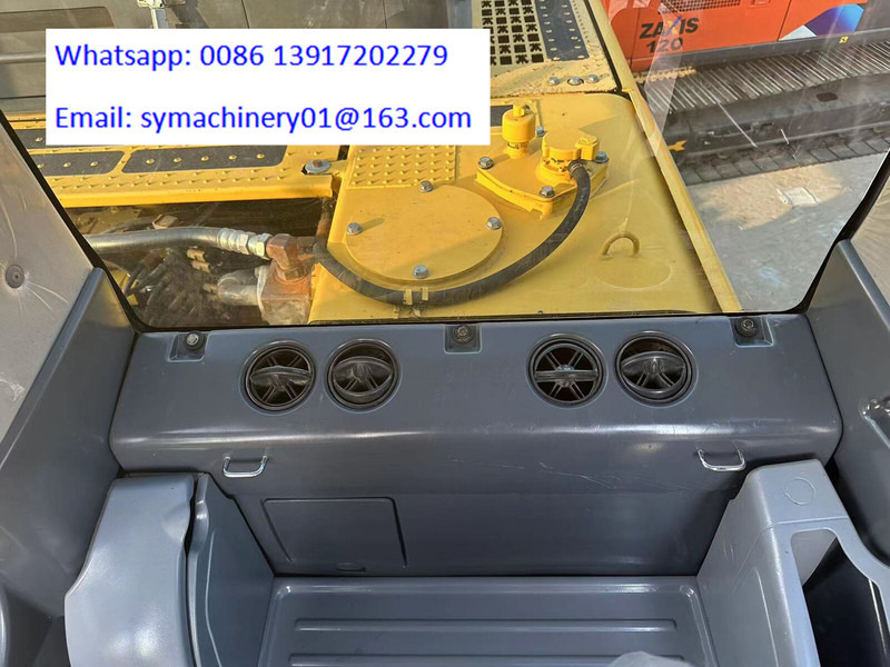 Crawler excavator Komatsu PC450: picture 12
