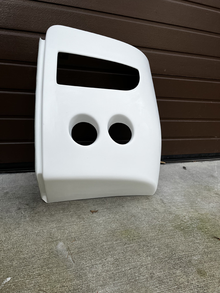 Narożnik, zderzak przedni lewy MB 350 Tourismo Mercedes-Benz 350 Tourismo - Body and exterior for Bus: picture 1 Narożnik, zderzak przedni lewy MB 350 Tourismo Mercedes-Benz 350 Tourismo - Body and exterior for Bus: picture 1