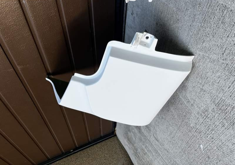 Zderzak tylny prawy i lewy, cena za 1 sztukę MERCEDES TOURISMO euro 6 Mercedes-Benz TOURISMO euro 6 - Body and exterior for Bus: picture 2 Zderzak tylny prawy i lewy, cena za 1 sztukę MERCEDES TOURISMO euro 6 Mercedes-Benz TOURISMO euro 6 - Body and exterior for Bus: picture 2