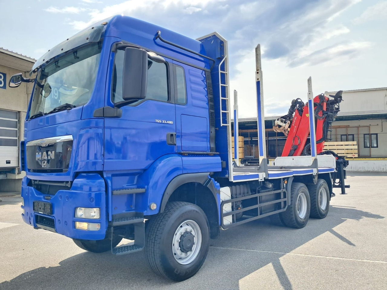MAN TGS33 480 - Timber truck, Crane truck: picture 1 MAN TGS33 480 - Timber truck, Crane truck: picture 1