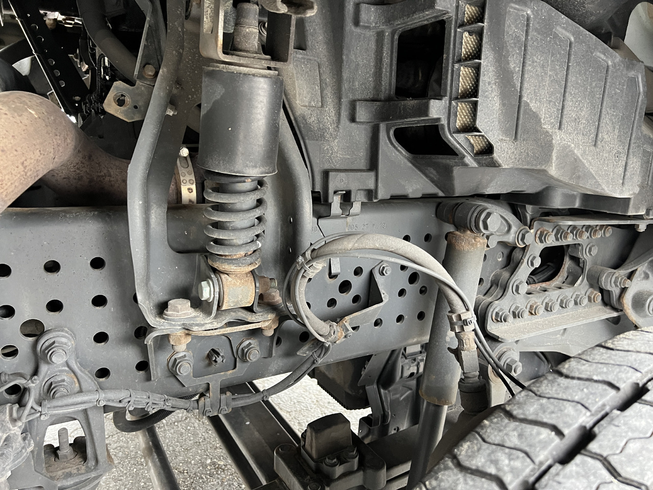 Beverage truck for transportation of drinks MERCEDES-BENZ ANTOS 18.30 L automatische Seitenladung | LBW | Klima | Tempomat: picture 37 Beverage truck for transportation of drinks MERCEDES-BENZ ANTOS 18.30 L automatische Seitenladung | LBW | Klima | Tempomat: picture 37