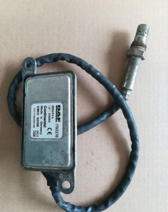 CZUJNIK NOX DAF 1793378 - Sensor: picture 1 CZUJNIK NOX DAF 1793378 - Sensor: picture 1