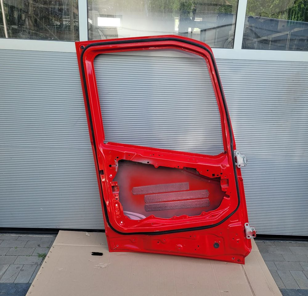 DRZWI LEWE VOLVO FH4 FH5 ORYGINAŁ CHWALIM116 - Body and exterior for Truck: picture 4 DRZWI LEWE VOLVO FH4 FH5 ORYGINAŁ CHWALIM116 - Body and exterior for Truck: picture 4