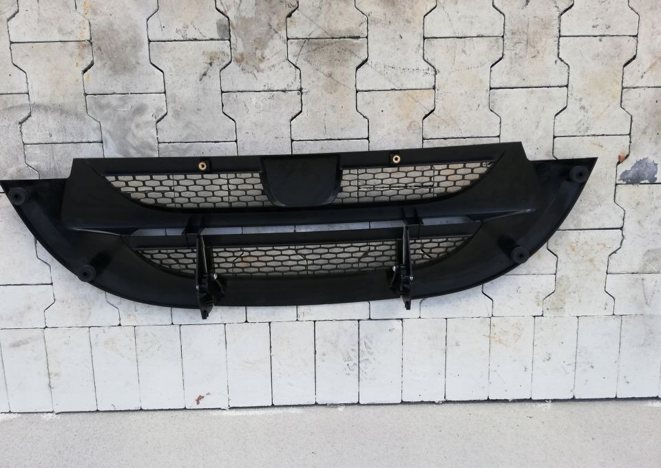 GRILL ATRAPA DAF LF NOWY ORYGINAŁ EURO6 - Hood: picture 4 GRILL ATRAPA DAF LF NOWY ORYGINAŁ EURO6 - Hood: picture 4