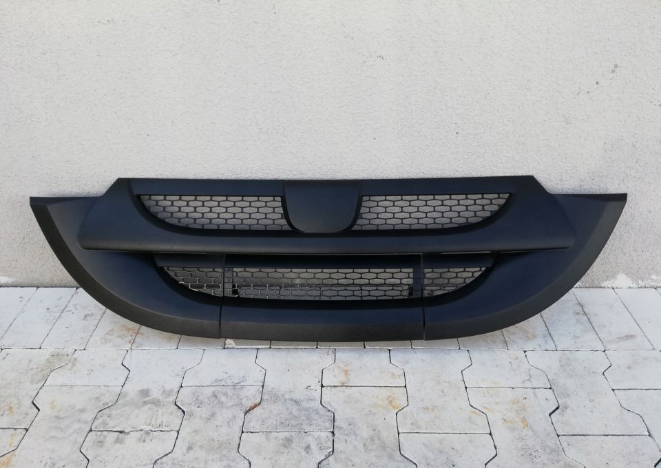 GRILL ATRAPA DAF LF NOWY ORYGINAŁ EURO6 - Grill for Truck: picture 1 GRILL ATRAPA DAF LF NOWY ORYGINAŁ EURO6 - Grill for Truck: picture 1