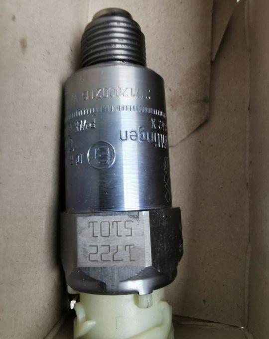 IMPUSATOR MAN TGX TGS E6 81.27121-0098 - Sensor for Truck: picture 1 IMPUSATOR MAN TGX TGS E6 81.27121-0098 - Sensor for Truck: picture 1