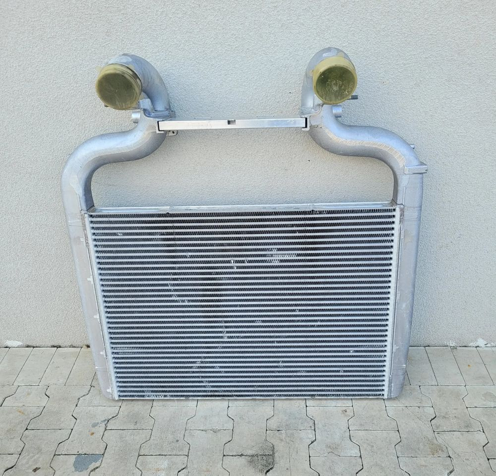 INTERCOOLER DAF XF 106 ORYGINAŁ 2021R 2125897 - Cooling system: picture 1 INTERCOOLER DAF XF 106 ORYGINAŁ 2021R 2125897 - Cooling system: picture 1