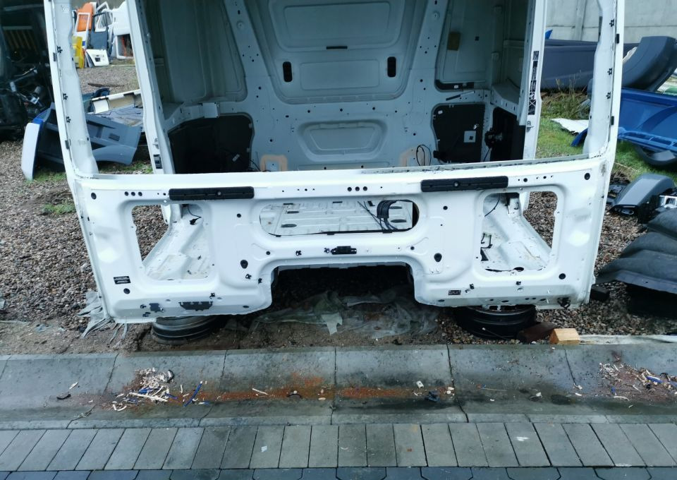 KABINA MERCEDES ACTROS MP4 GIGA BDF - Cab for Truck: picture 5 KABINA MERCEDES ACTROS MP4 GIGA BDF - Cab for Truck: picture 5
