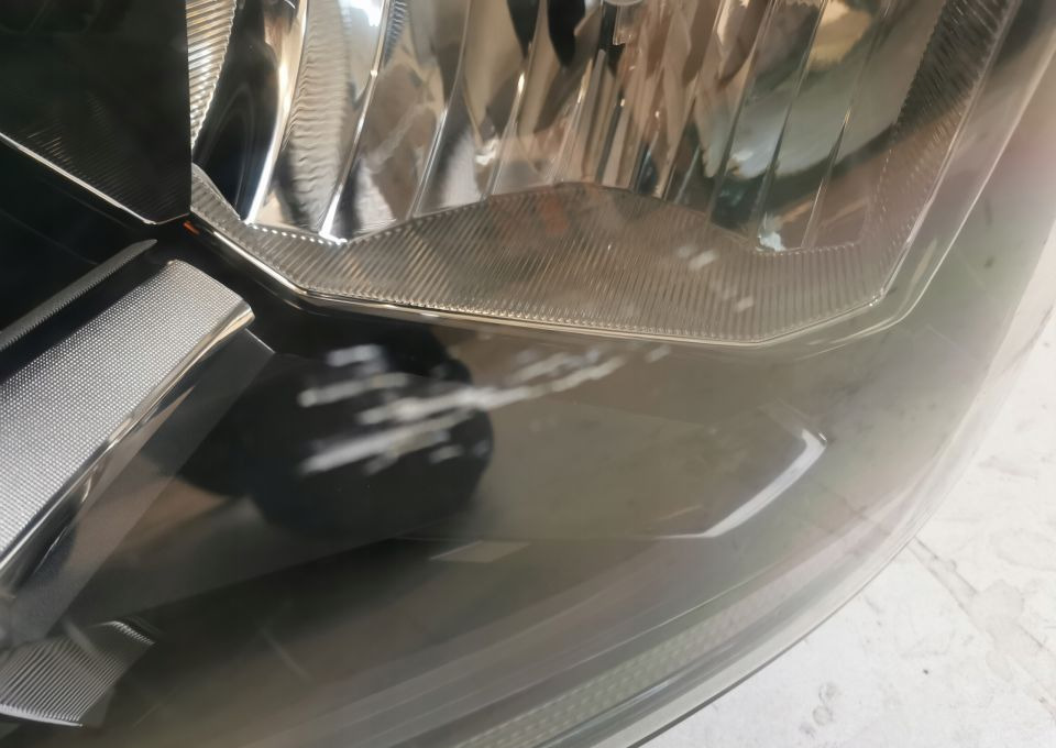 LAMPA MAN TGE VW CRAFTER ORYGINAŁ LEWA - Headlight for Van: picture 2 LAMPA MAN TGE VW CRAFTER ORYGINAŁ LEWA - Headlight for Van: picture 2