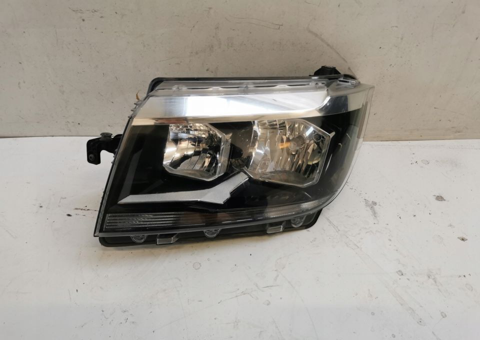 LAMPA MAN TGE VW CRAFTER ORYGINAŁ LEWA - Headlight for Van: picture 1 LAMPA MAN TGE VW CRAFTER ORYGINAŁ LEWA - Headlight for Van: picture 1