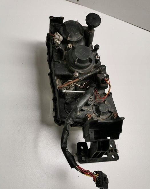 LAMPA VOLVO FH12 fh13 ORYGINAŁ LEWA - Headlight for Truck: picture 4 LAMPA VOLVO FH12 fh13 ORYGINAŁ LEWA - Headlight for Truck: picture 4
