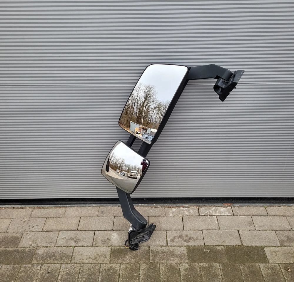 LUSTERKO LEWE VOLVO FH4 ORYGINAŁ CHWALIM116 - Rear view mirror for Truck: picture 1 LUSTERKO LEWE VOLVO FH4 ORYGINAŁ CHWALIM116 - Rear view mirror for Truck: picture 1