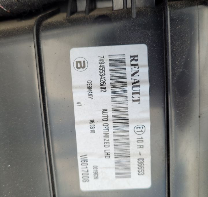 NAGRZEWNICA RENAUL RANGE T GAMA OM 7484553426/02 - Heating/ Ventilation for Truck: picture 4 NAGRZEWNICA RENAUL RANGE T GAMA OM 7484553426/02 - Heating/ Ventilation for Truck: picture 4