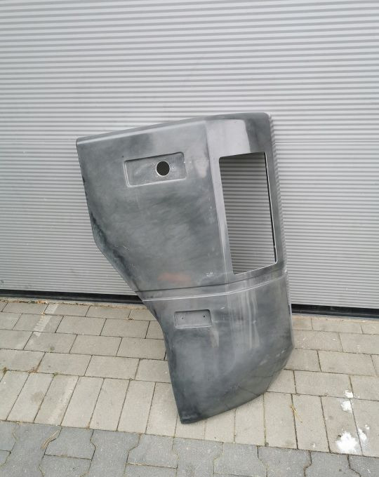 NAROŻNIK ZDERZAKA RENAULT MAGNUM E TEC ORYGINAŁ - Bumper corner for Truck: picture 1 NAROŻNIK ZDERZAKA RENAULT MAGNUM E TEC ORYGINAŁ - Bumper corner for Truck: picture 1
