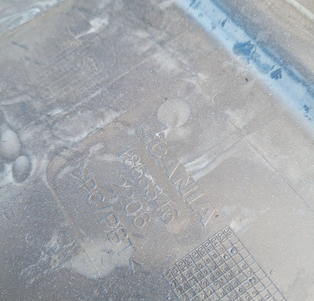 NAROZNIK ZDERZAKA SCANIA R ORYGINAŁ NOWY LH 1853346 CHWALIM116 - Bumper for Truck: picture 3 NAROZNIK ZDERZAKA SCANIA R ORYGINAŁ NOWY LH 1853346 CHWALIM116 - Bumper for Truck: picture 3