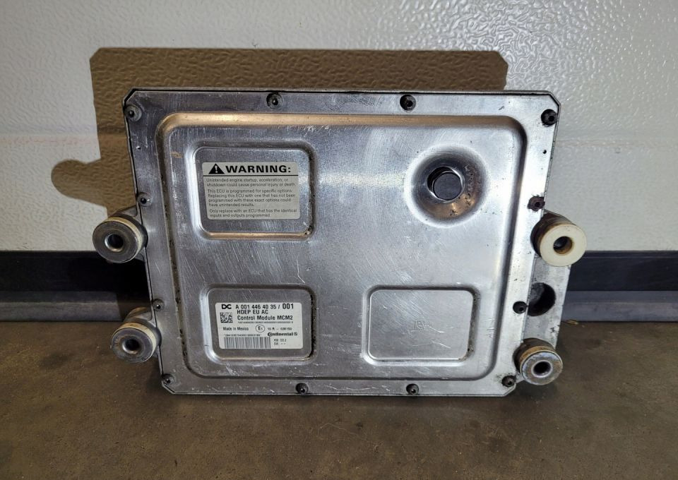 STEROWNIK SILNIKA MCM2 A0014464035/001 - ECU for Truck: picture 3 STEROWNIK SILNIKA MCM2 A0014464035/001 - ECU for Truck: picture 3