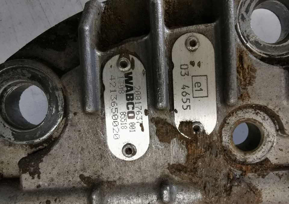 STEROWNIK WYBIERAK VOLVO FH Renault20817637 - ECU for Truck: picture 2 STEROWNIK WYBIERAK VOLVO FH Renault20817637 - ECU for Truck: picture 2