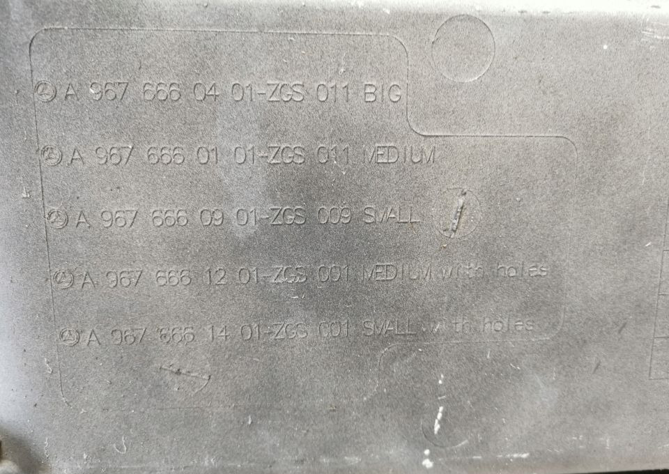 STOPNICA MECERDES ATEGO E6 RH. A967 666 04 01 - Footstep for Truck: picture 3 STOPNICA MECERDES ATEGO E6 RH. A967 666 04 01 - Footstep for Truck: picture 3