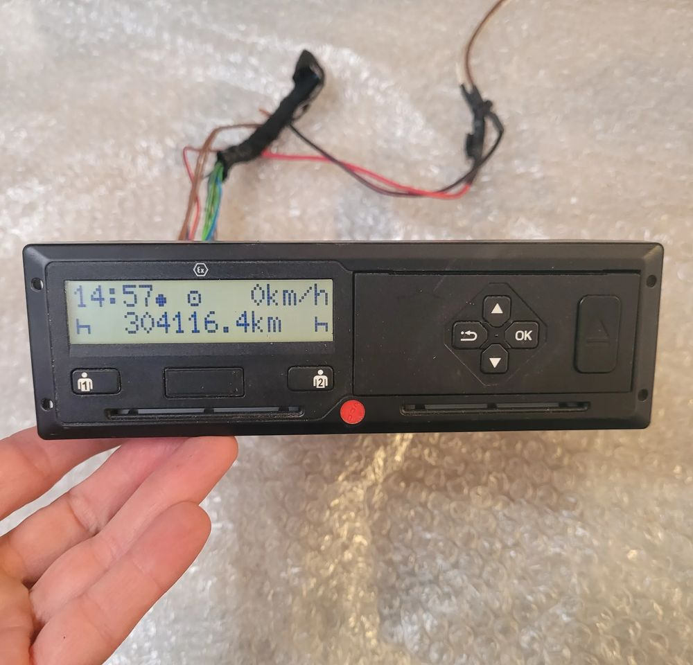 TACHOGRAF SCANIA 2278386 R 2.2a CHWALIM116 - Tachograph for Truck: picture 1 TACHOGRAF SCANIA 2278386 R 2.2a CHWALIM116 - Tachograph for Truck: picture 1