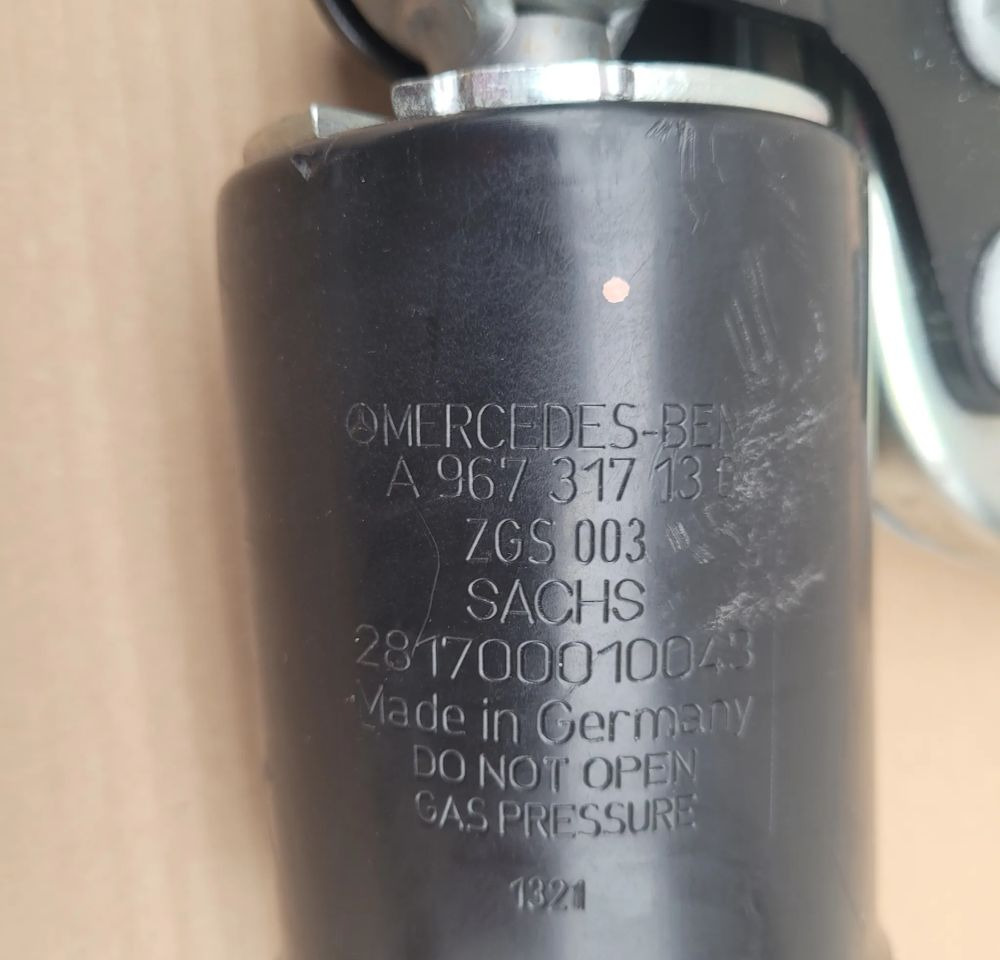 ZAWIESZENIE KABINY ZAMKI MERCEDES ATEGO A9423100383 NOWY ORYGINAŁ CHWALIM116 - Cab suspension for Truck: picture 4 ZAWIESZENIE KABINY ZAMKI MERCEDES ATEGO A9423100383 NOWY ORYGINAŁ CHWALIM116 - Cab suspension for Truck: picture 4